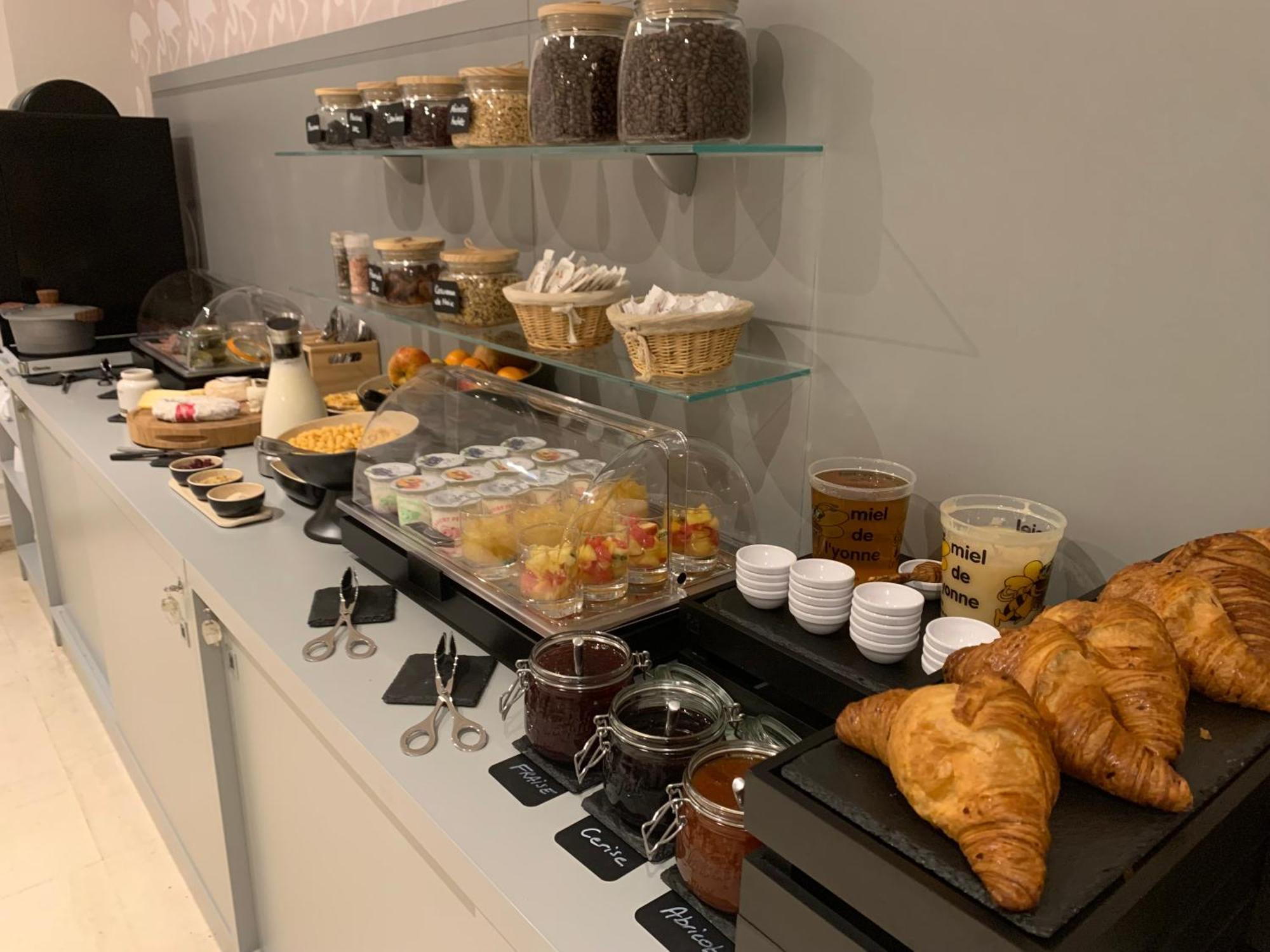 Logis Hotel Restaurant Le Moulin De La Coudre Venoy Ngoại thất bức ảnh