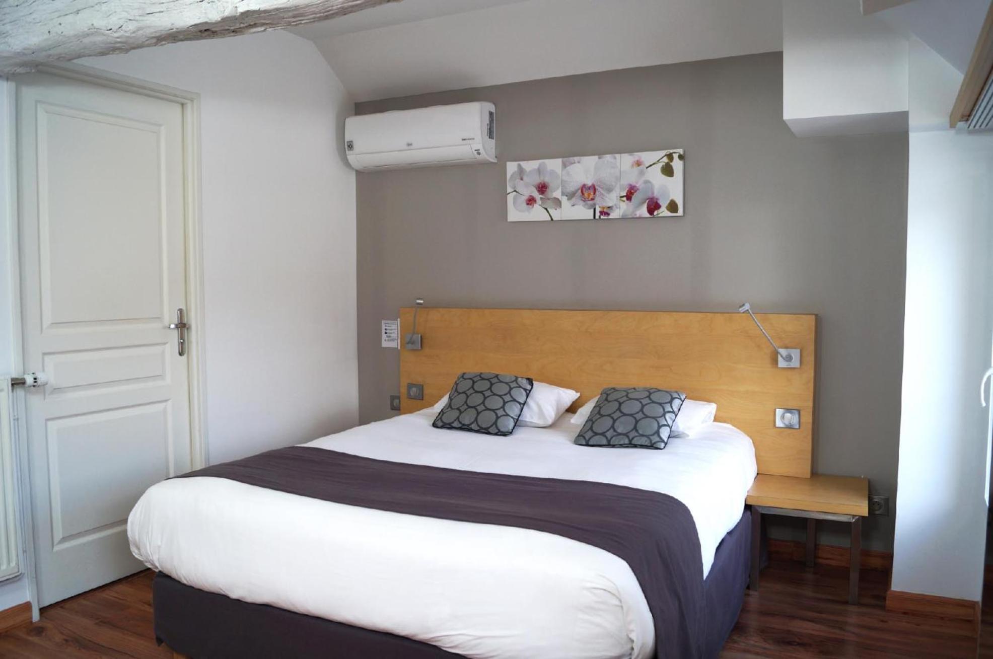 Logis Hotel Restaurant Le Moulin De La Coudre Venoy Ngoại thất bức ảnh